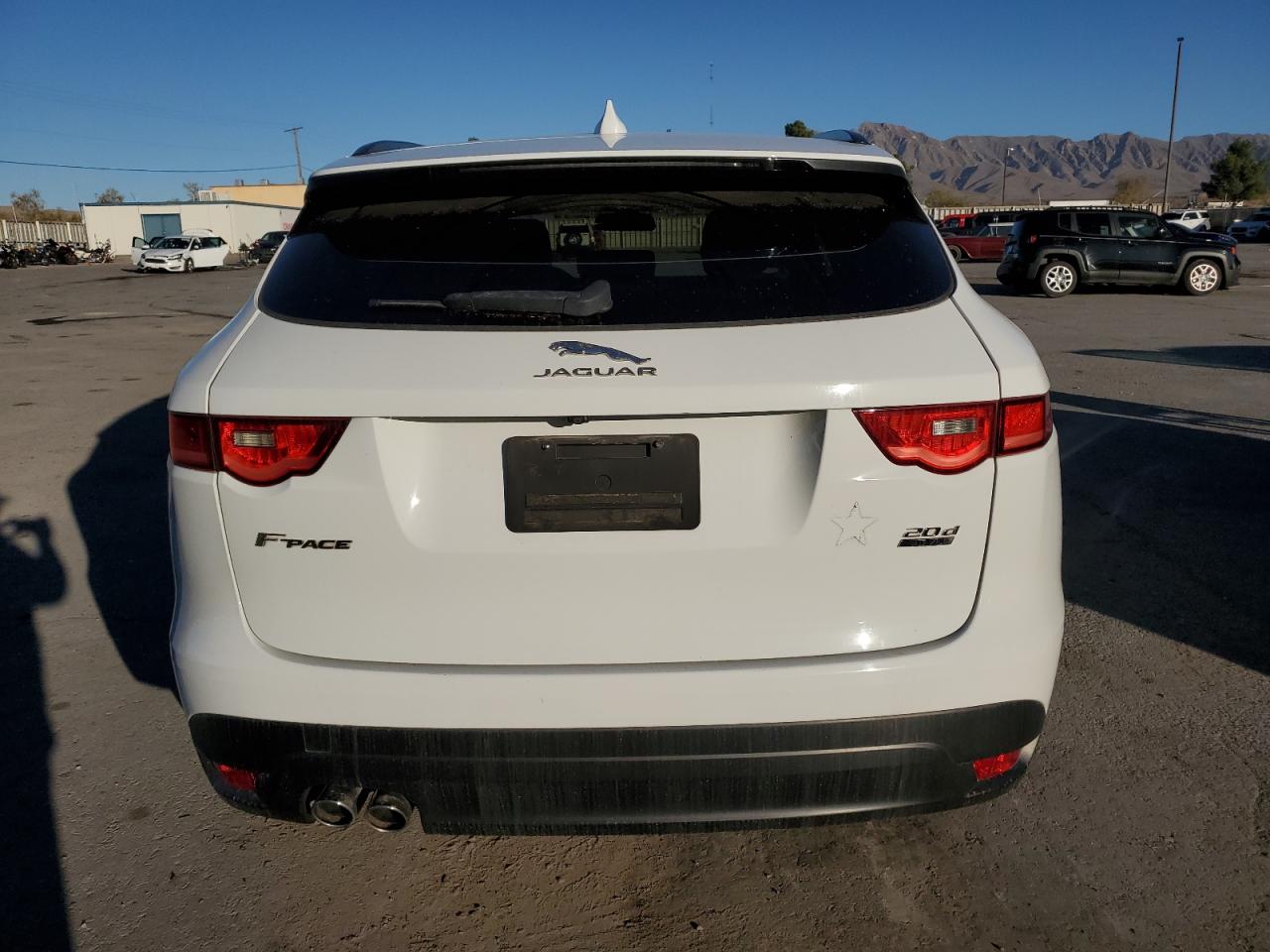 2018 Jaguar F-Pace - Image 6