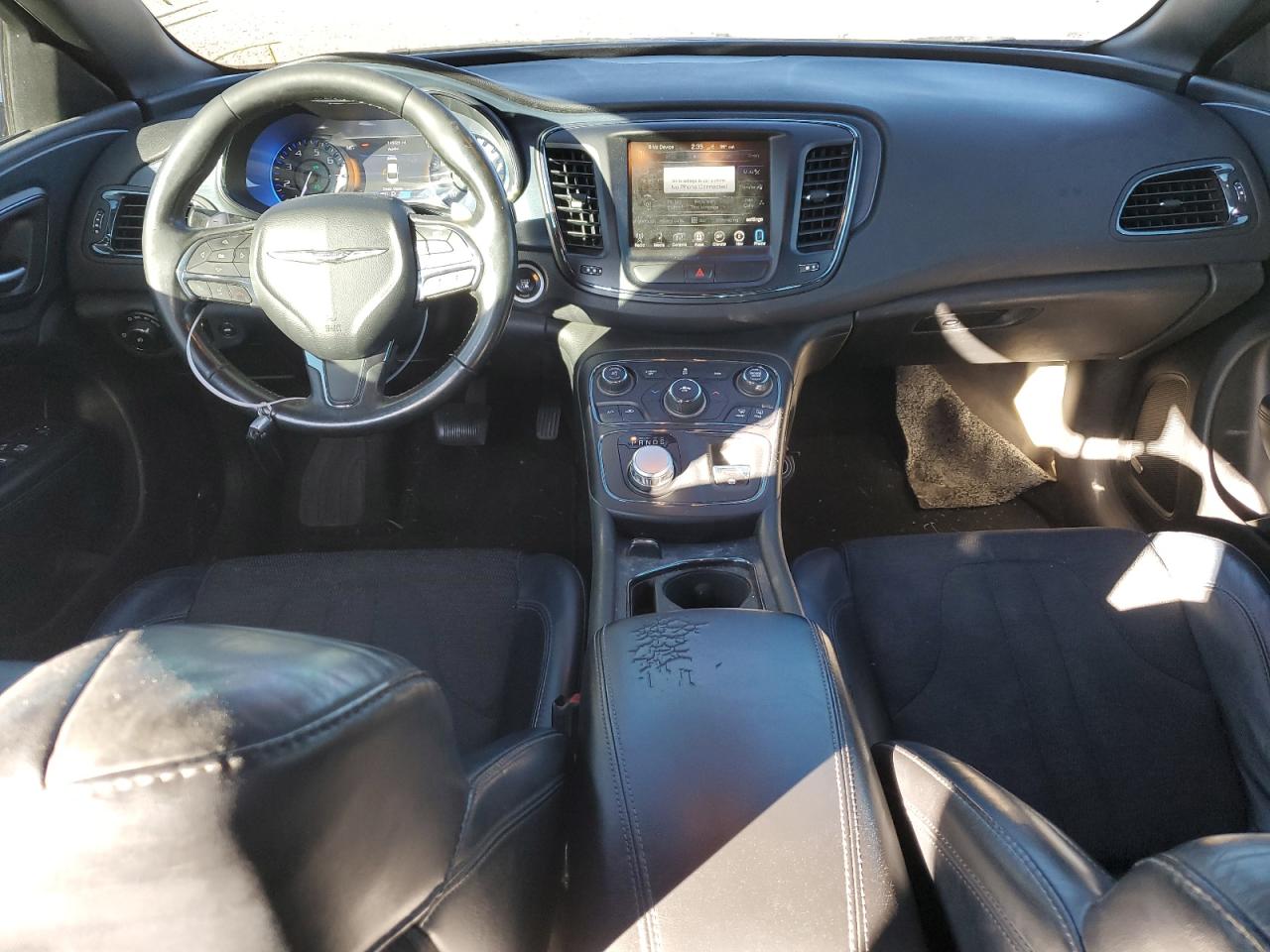 2015 Chrysler 200 - Image 8