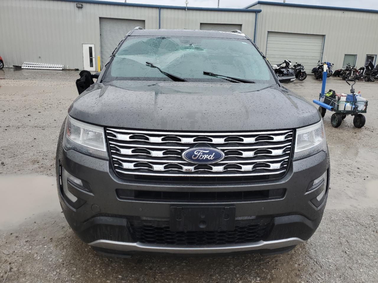 VIN 1FM5K8D81HGD12311 2017 FORD EXPLORER no.5