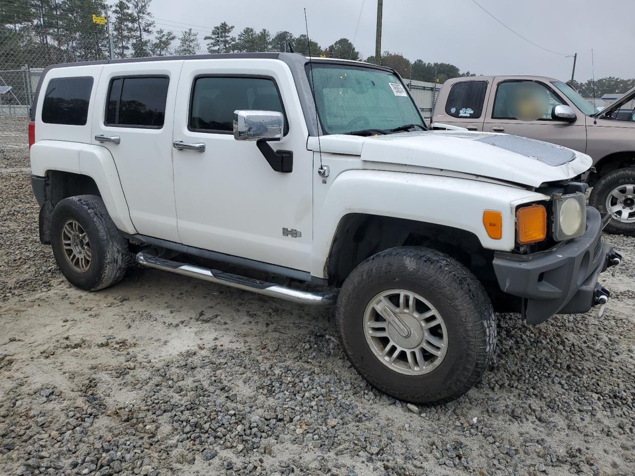 2007 Hummer H3 - Image 4