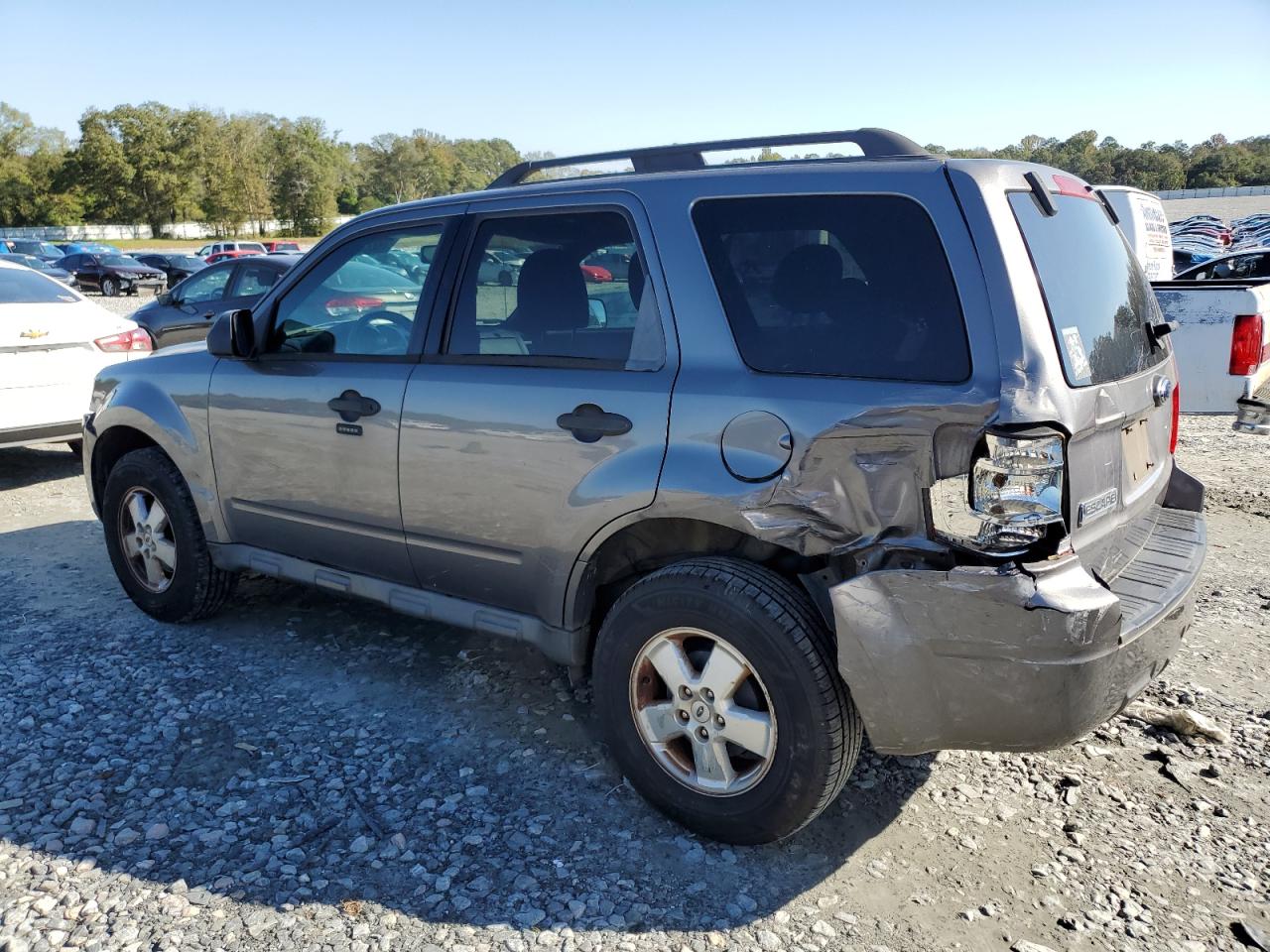 2009 Ford Escape - Image 2