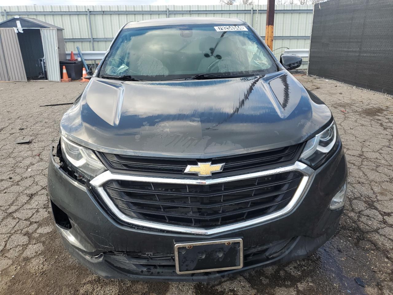 VIN 2GNAXJEV0K6240810 2019 CHEVROLET EQUINOX no.5