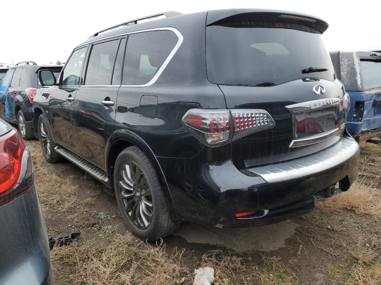 2015 Infiniti QX80 - Image 2