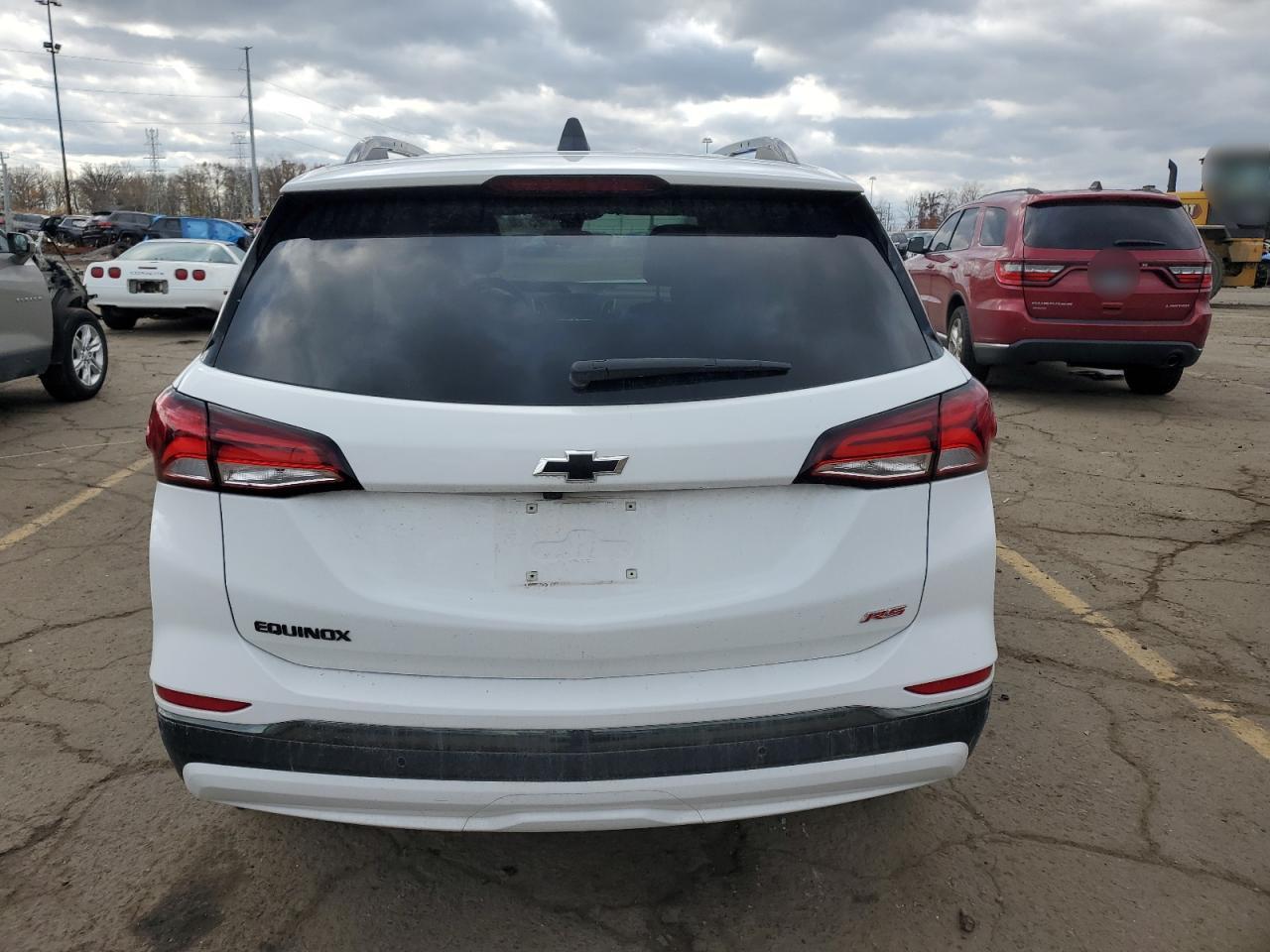 2022 Chevrolet Equinox - Image 6