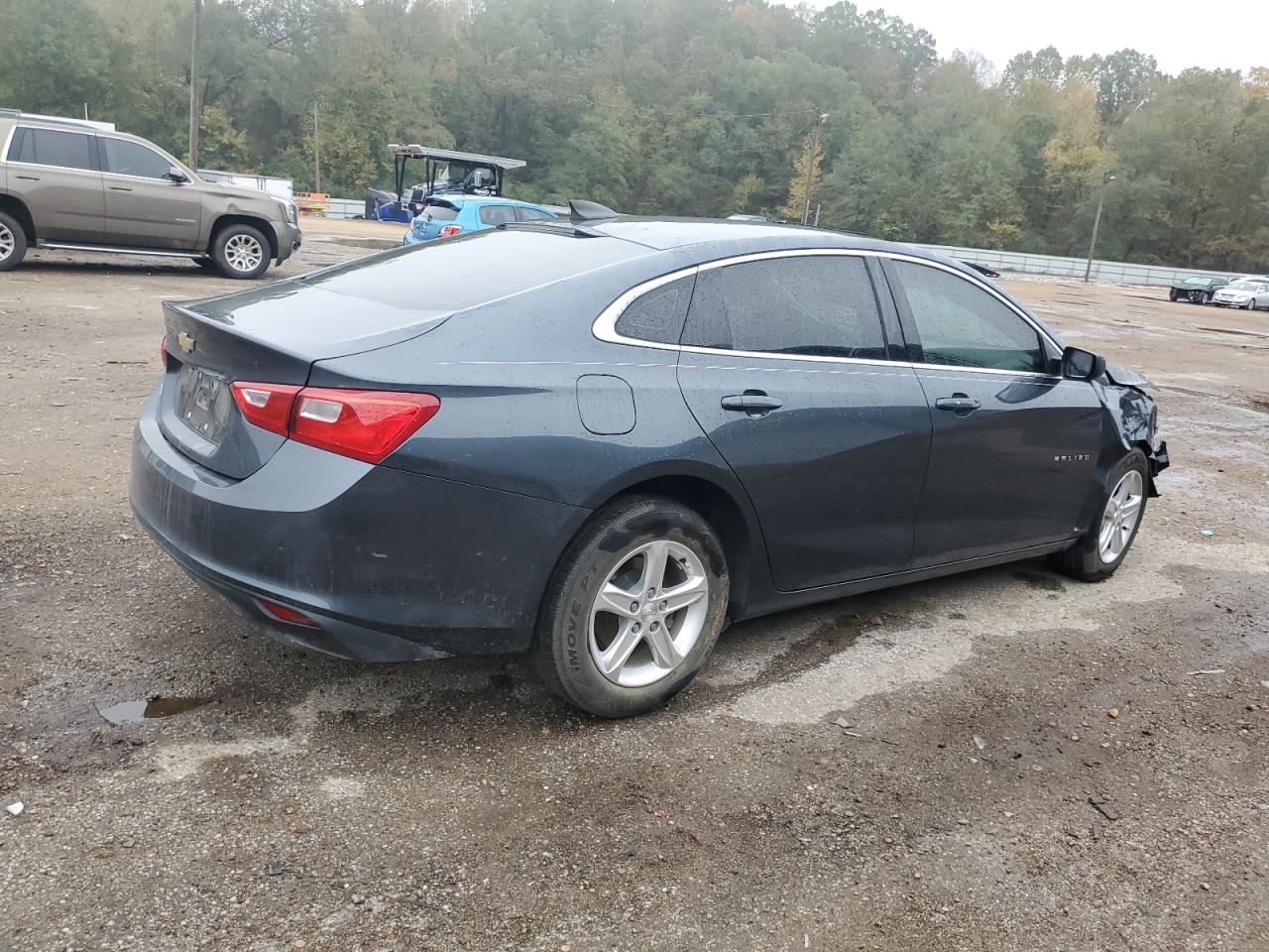 VIN 1G1ZB5ST8KF186076 2019 CHEVROLET MALIBU no.3