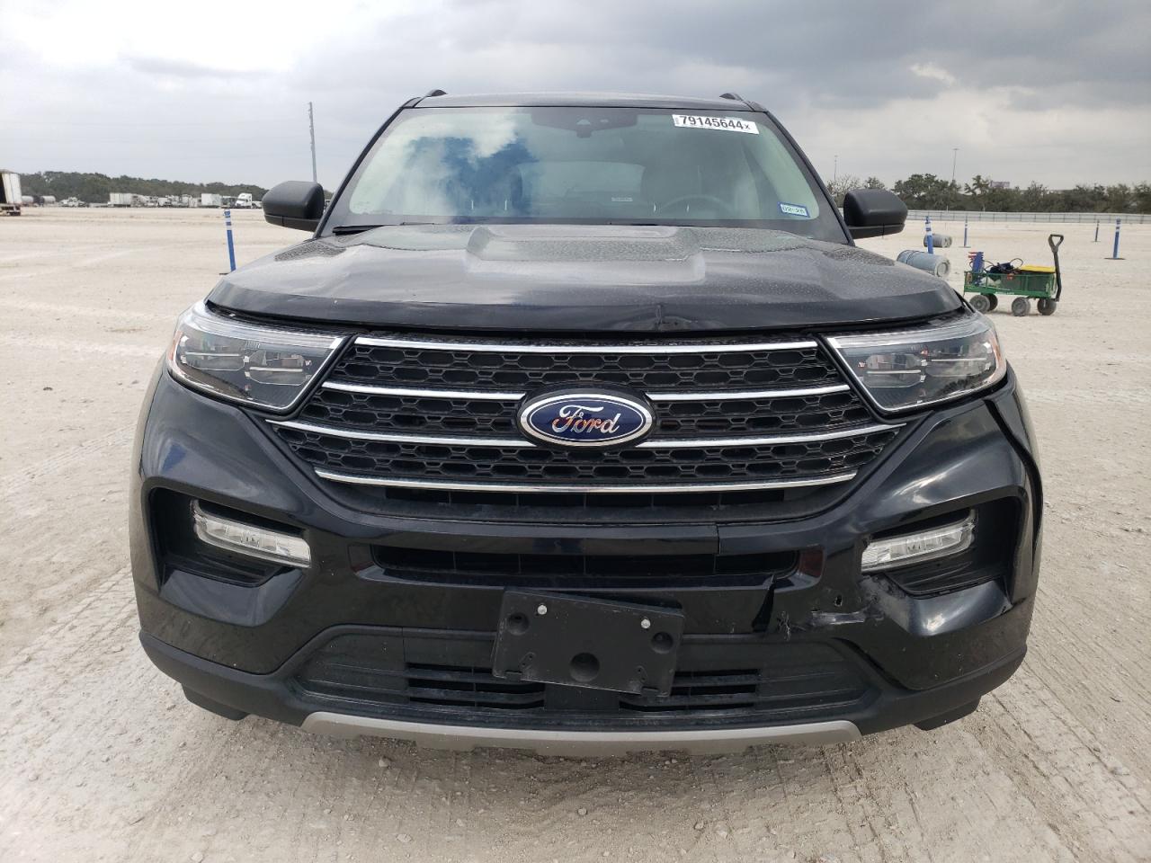 2023 Ford Explorer - Image 5
