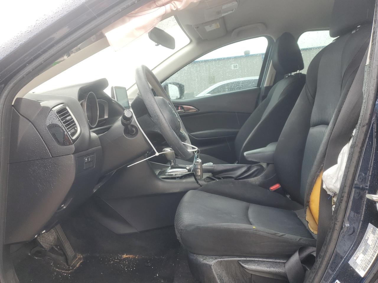 2016 Mazda 3 - Image 7