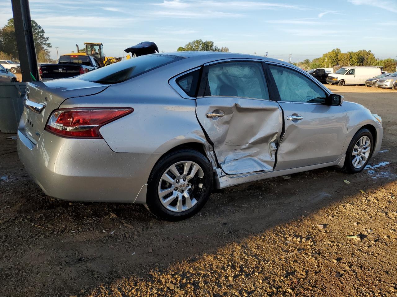2013 Nissan Altima - Image 3