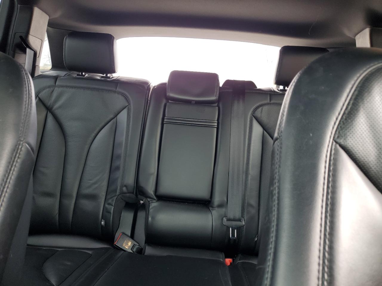 2017 Lincoln MKX - Image 10