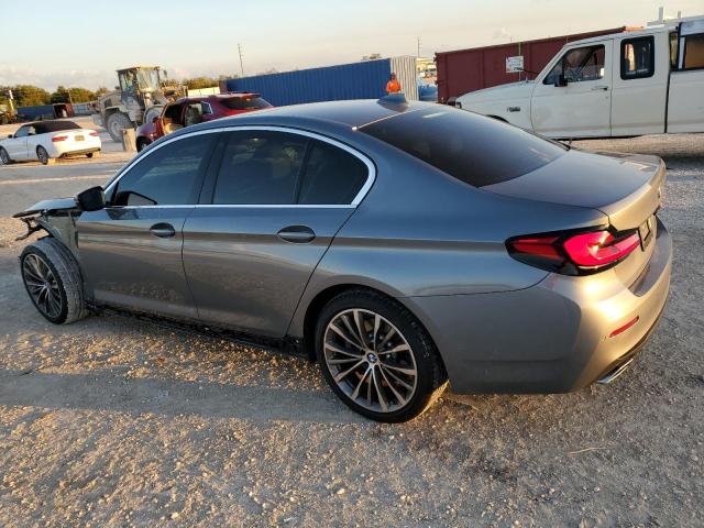  BMW 5 SERIES 2023 Серый