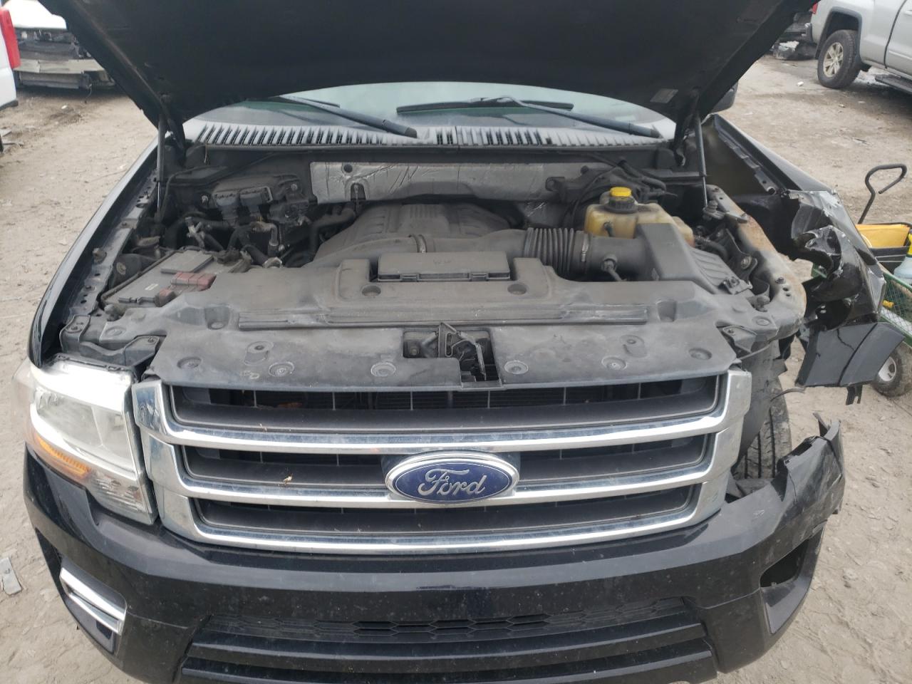 2017 Ford Expedition - Image 12