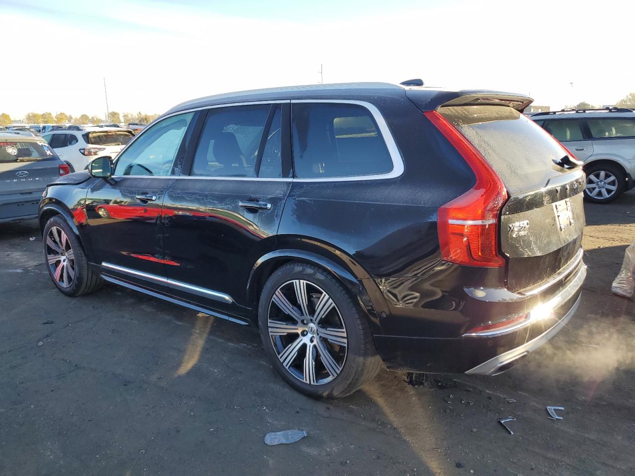 2021 Volvo XC90 - Image 2