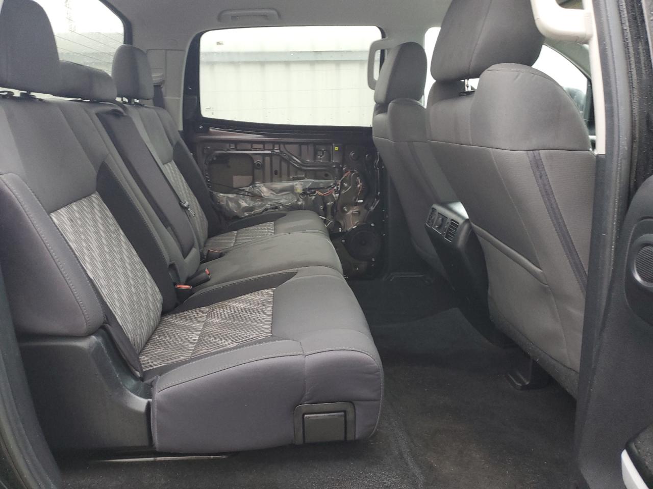 2019 Toyota Tundra - Image 10