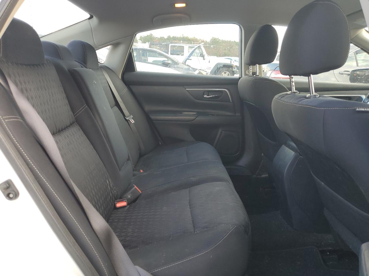 2018 Nissan Altima - Image 10