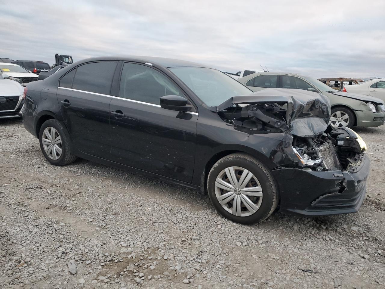 2017 Volkswagen Jetta - Image 4