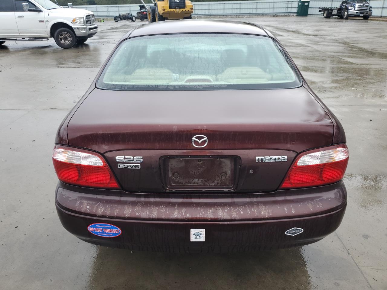 2001 Mazda 626 Es VIN: 1YVGF22D615249099 Lot: 80753104