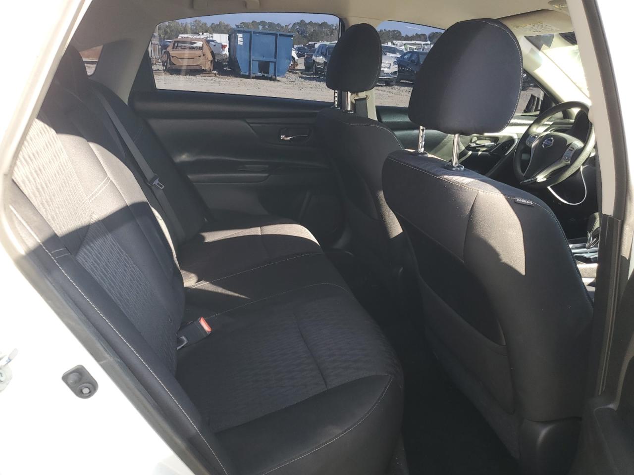 2018 Nissan Altima - Image 10