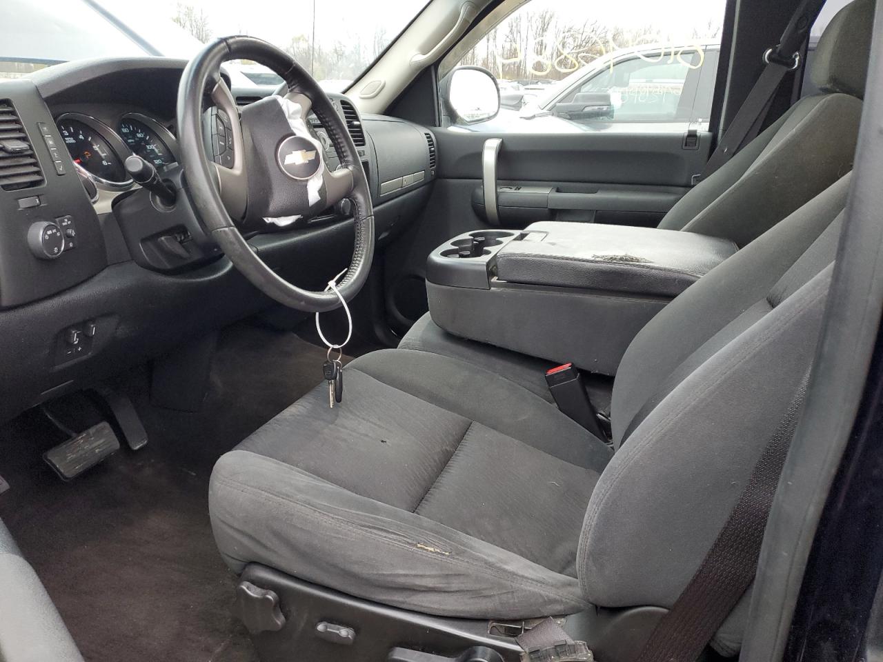 2009 Chevrolet Silverado - Image 7