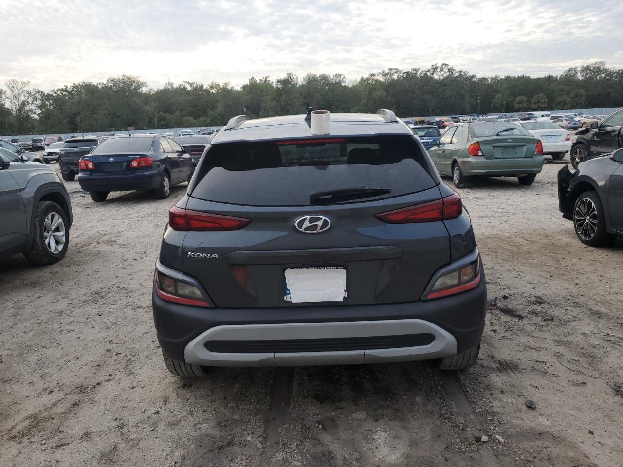 2022 Hyundai Kona Sel VIN: KM8K32AB3NU856335 Lot: 80004984