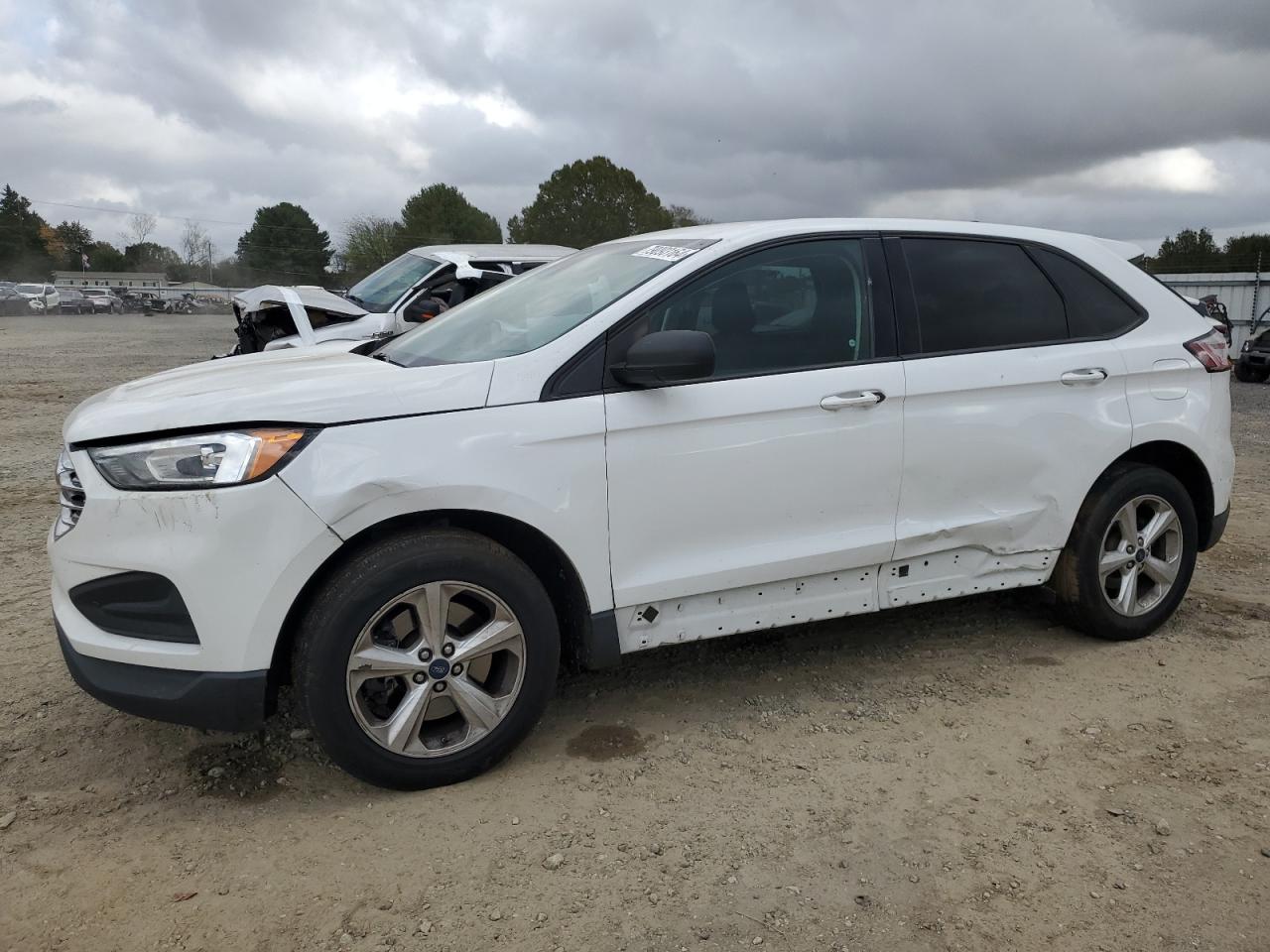 2020 Ford Edge - Image 1