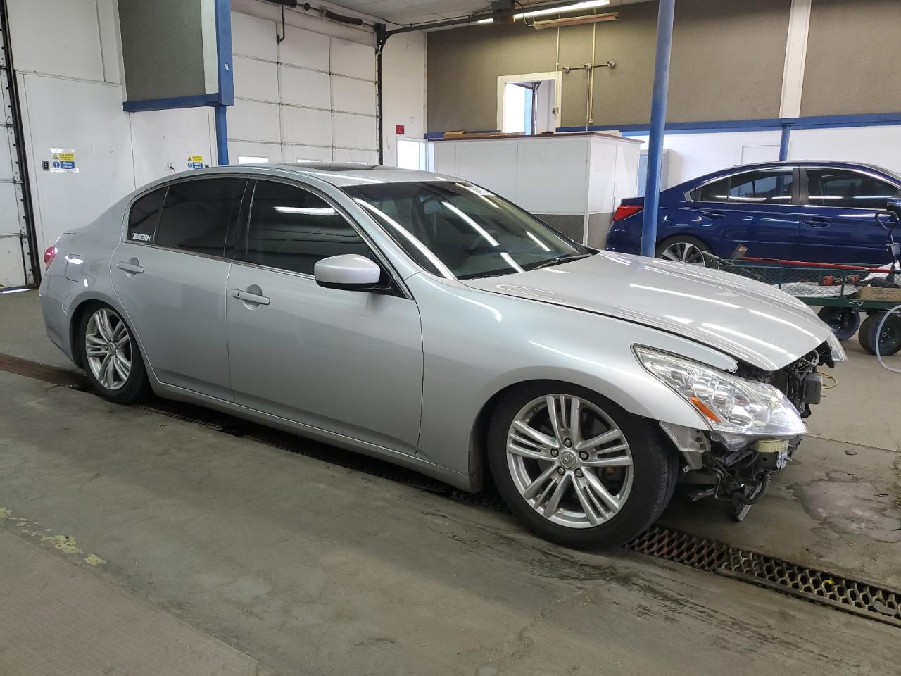 2012 Infiniti G - Image 4