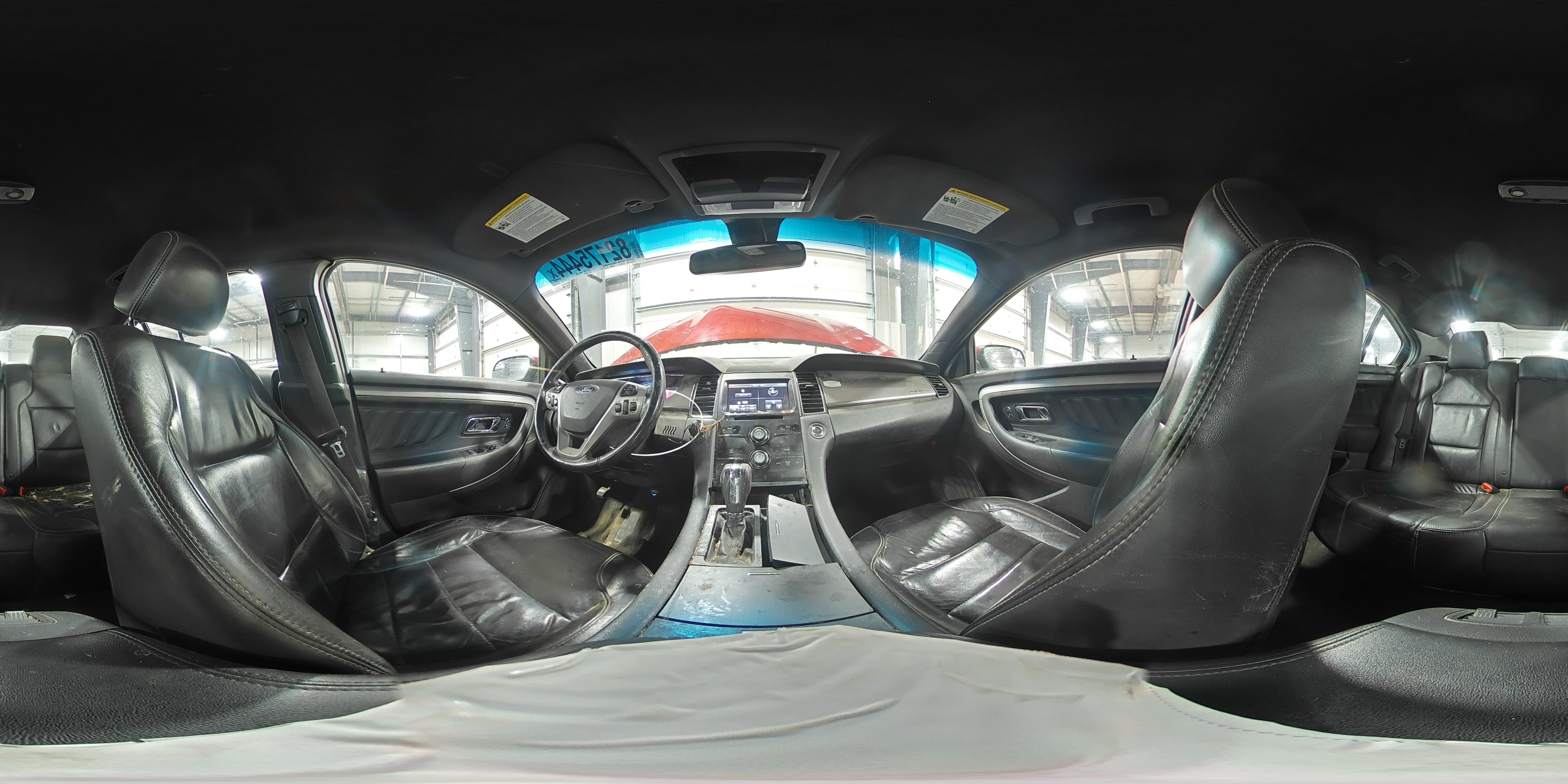 2013 Ford Taurus - Image 14