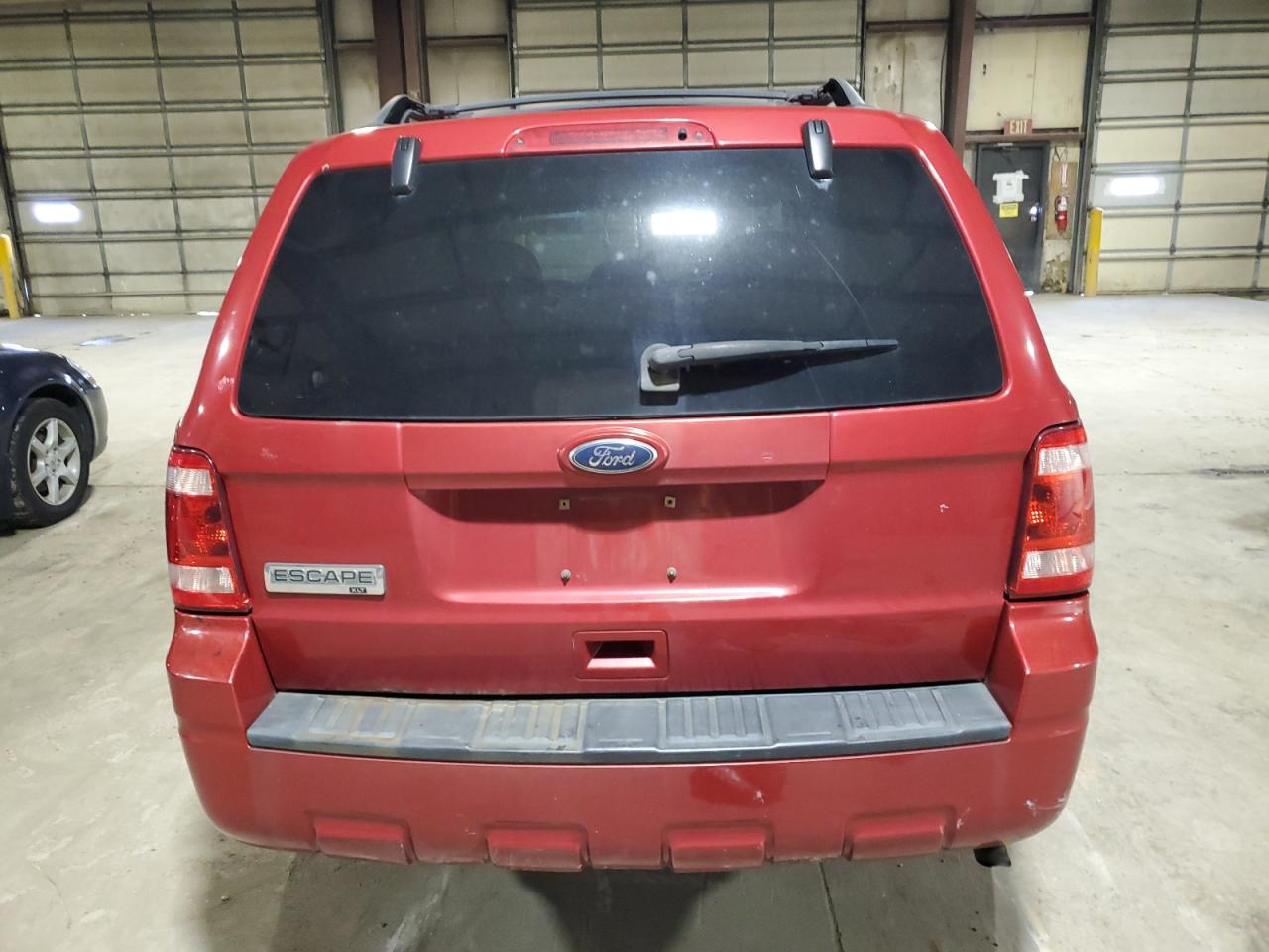 2010 Ford Escape - Image 6