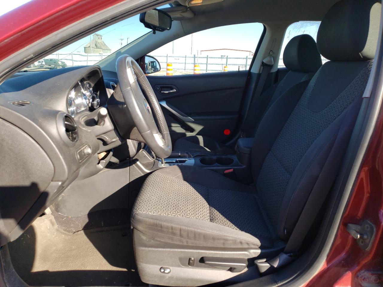 2010 Pontiac G6 - Image 7