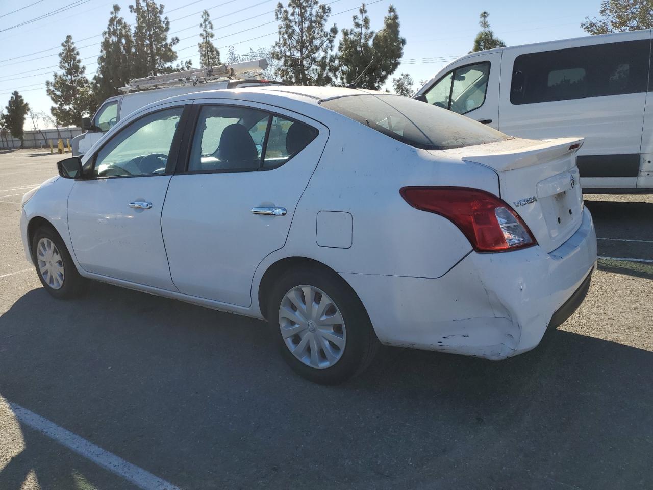 2018 Nissan Versa - Image 2