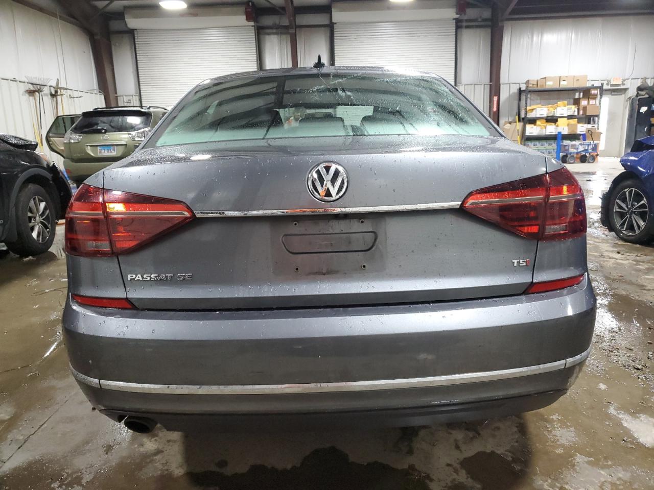 2017 Volkswagen Passat - Image 6