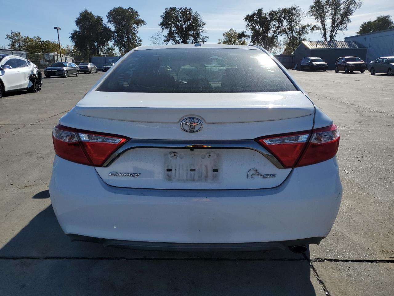 VIN 4T1BF1FK4HU360748 2017 TOYOTA CAMRY no.6