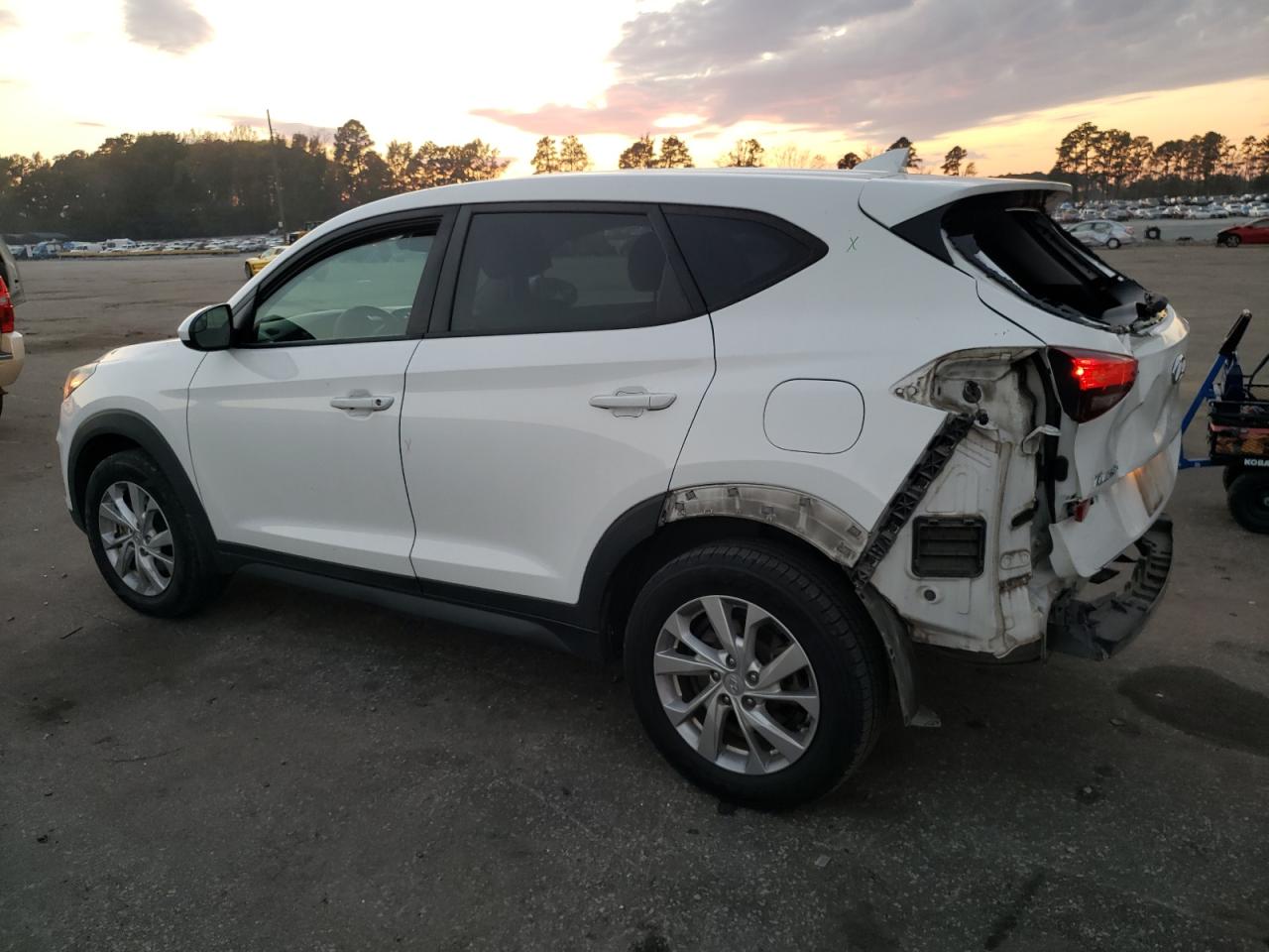 2019 Hyundai Tucson - Image 2