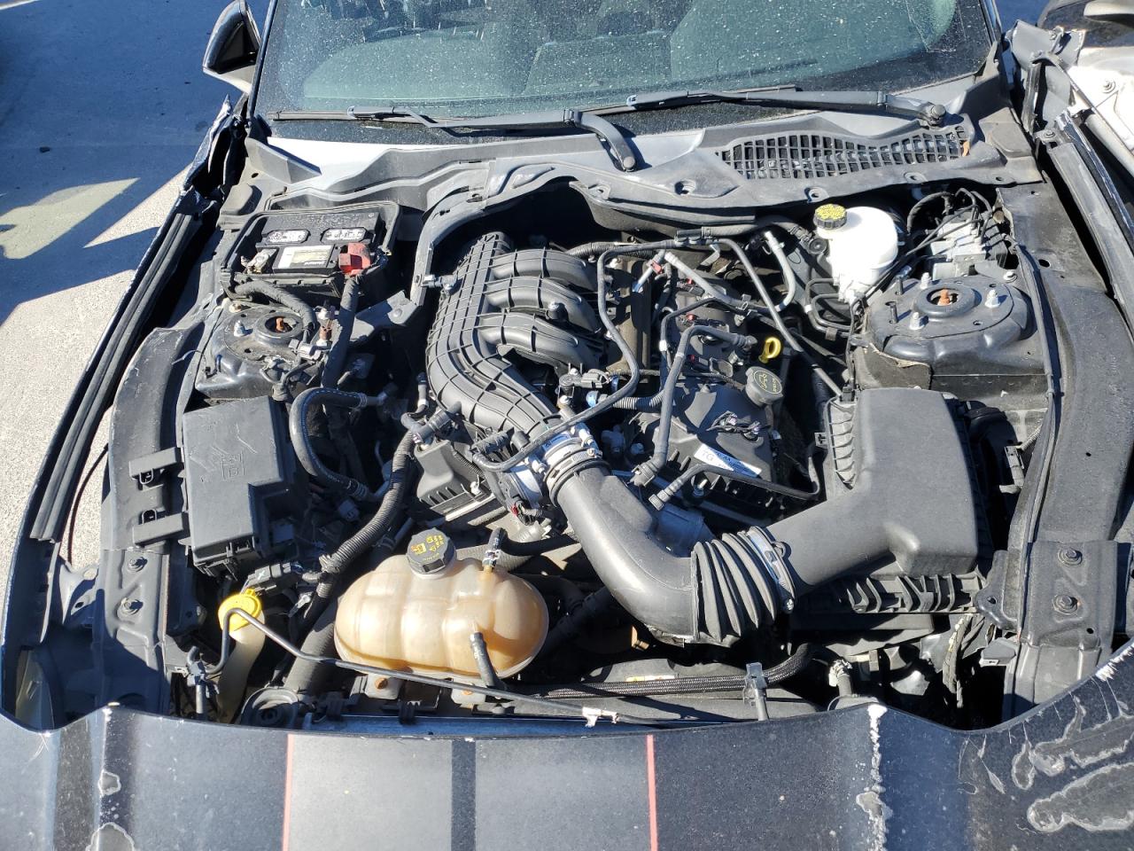2016 Ford Mustang - Image 11