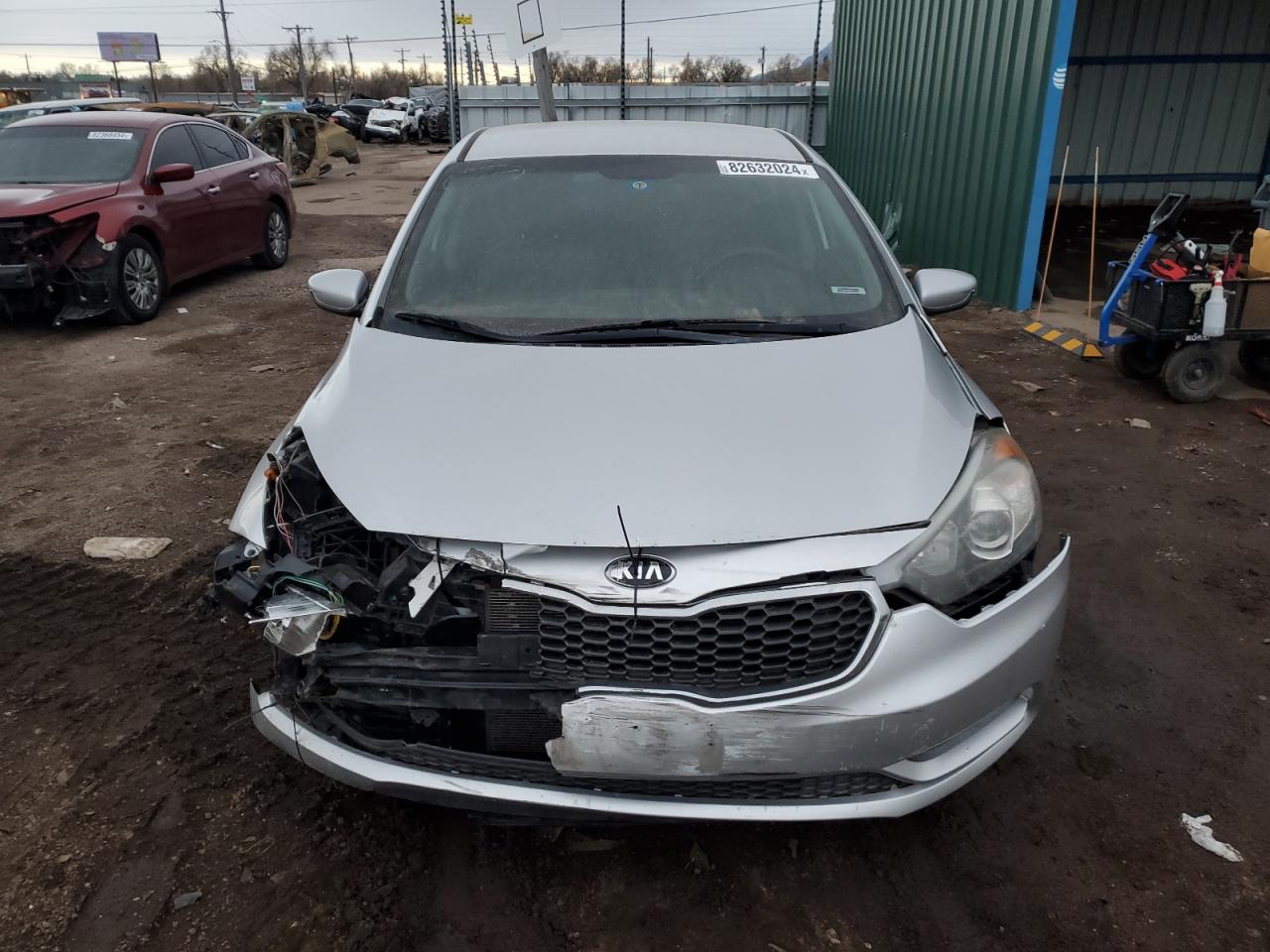 VIN KNAFK4A60F5261524 2015 KIA FORTE no.5