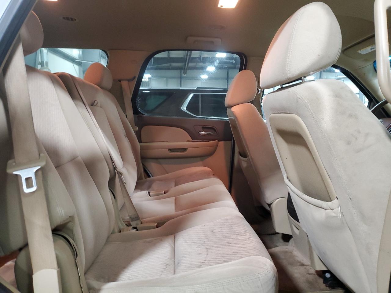 2009 Chevrolet Tahoe - Image 11