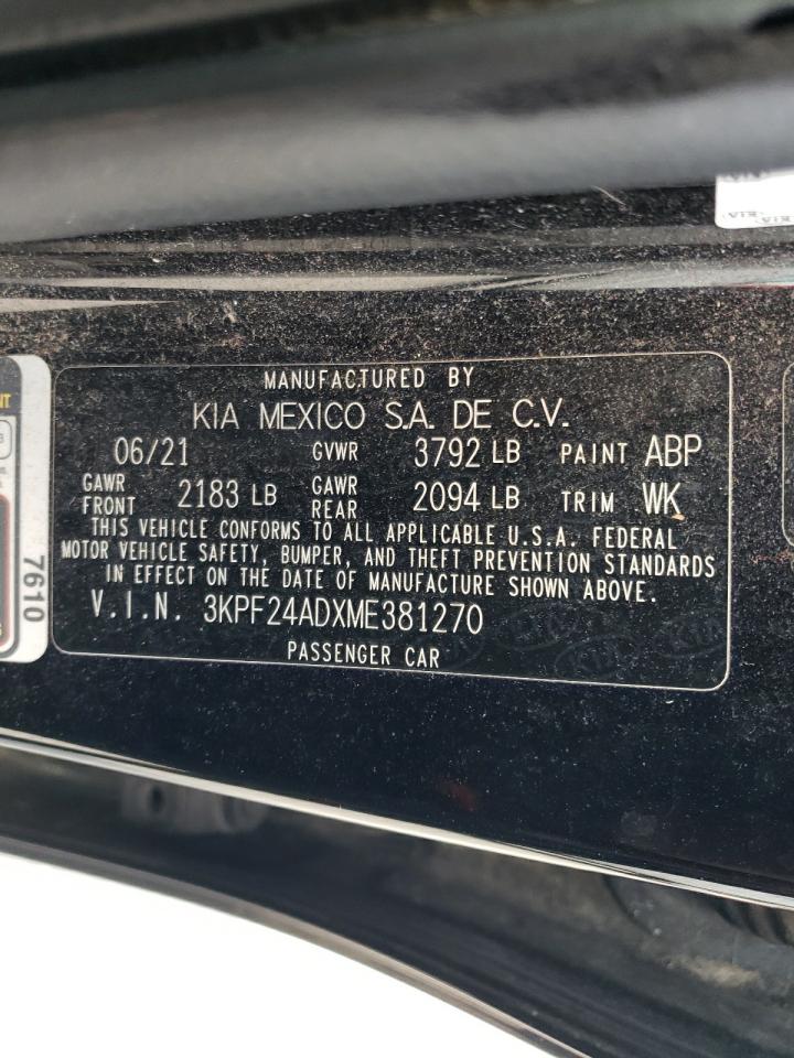 2021 Kia Forte - Image 12