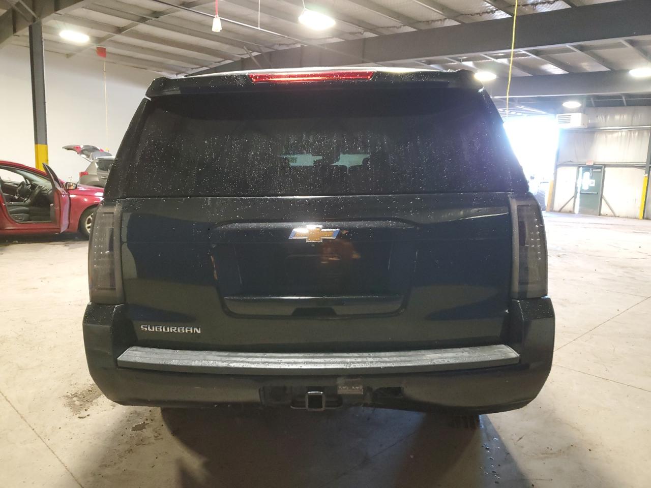 2015 Chevrolet Suburban - Image 6