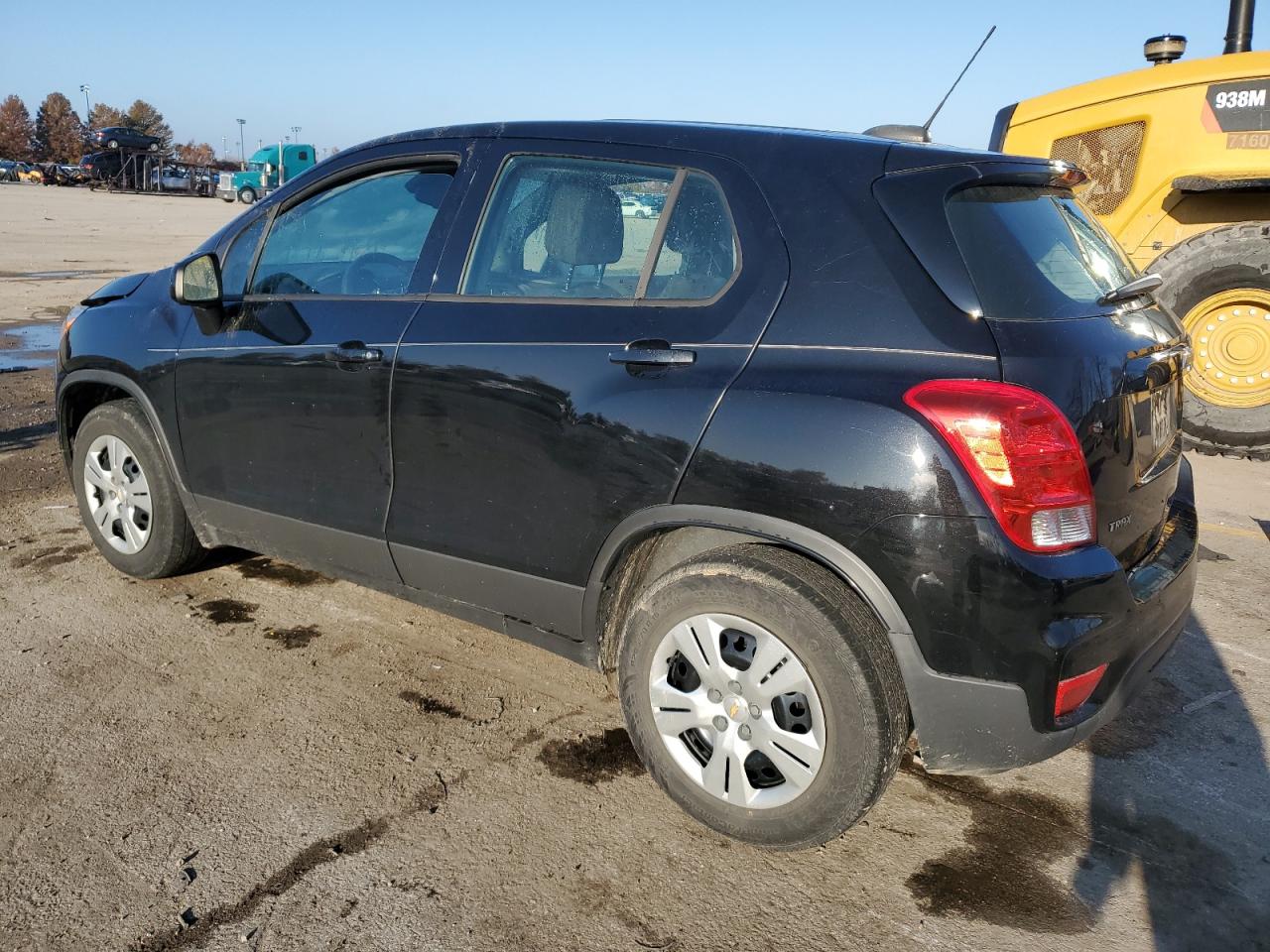 2018 Chevrolet Trax - Image 2