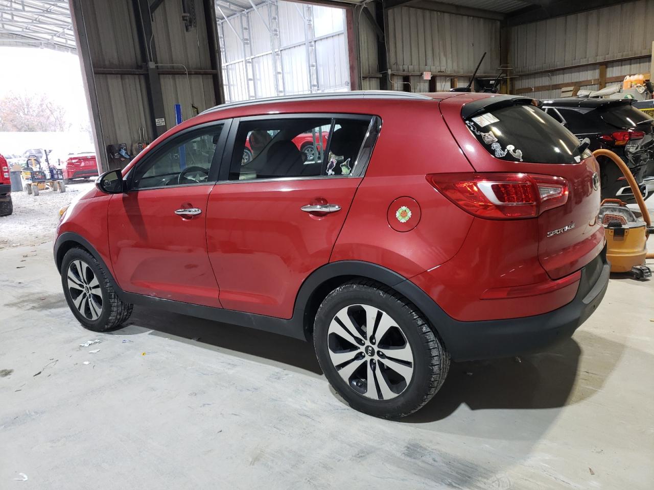 2013 Kia Sportage - Image 2