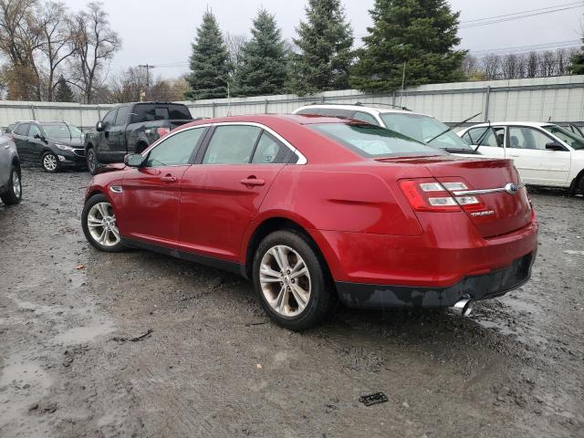  FORD TAURUS 2014 Красный