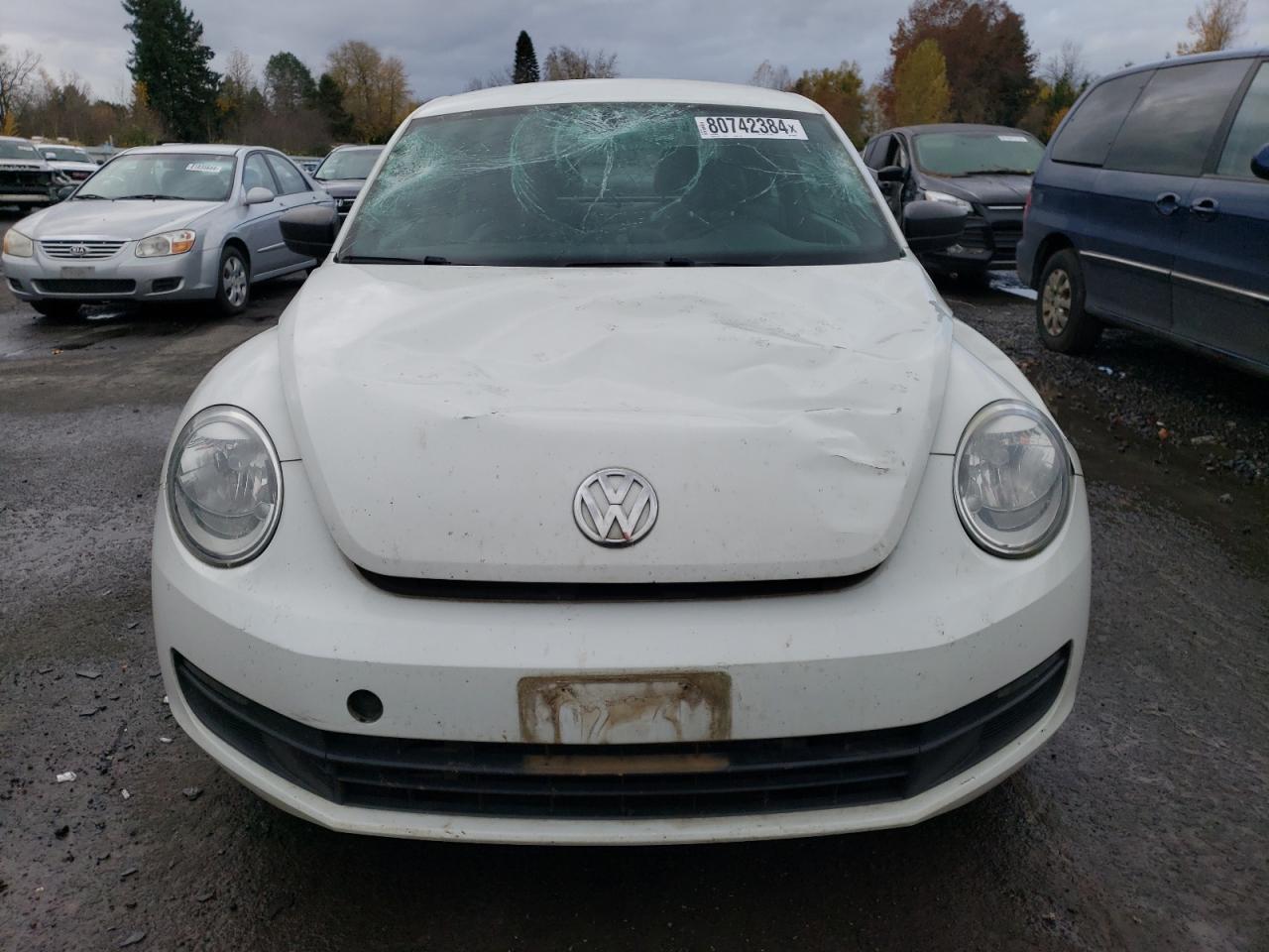 VIN 3VWF17AT2FM629979 2015 VOLKSWAGEN BEETLE no.5