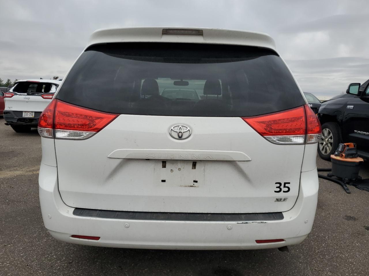 VIN 5TDYK3DC6DS381911 2013 TOYOTA All Models no.6