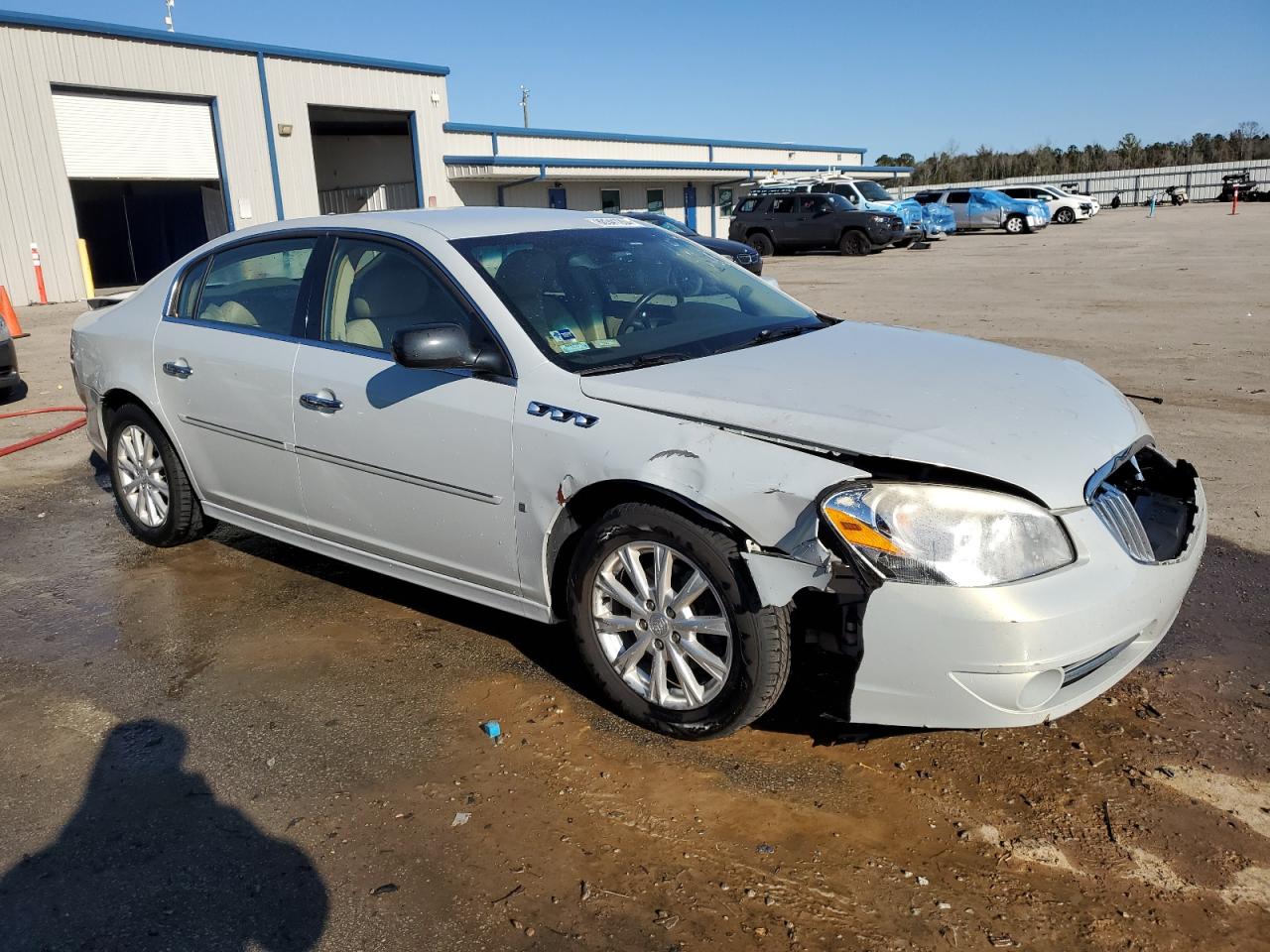 2010 Buick Lucerne - Image 4