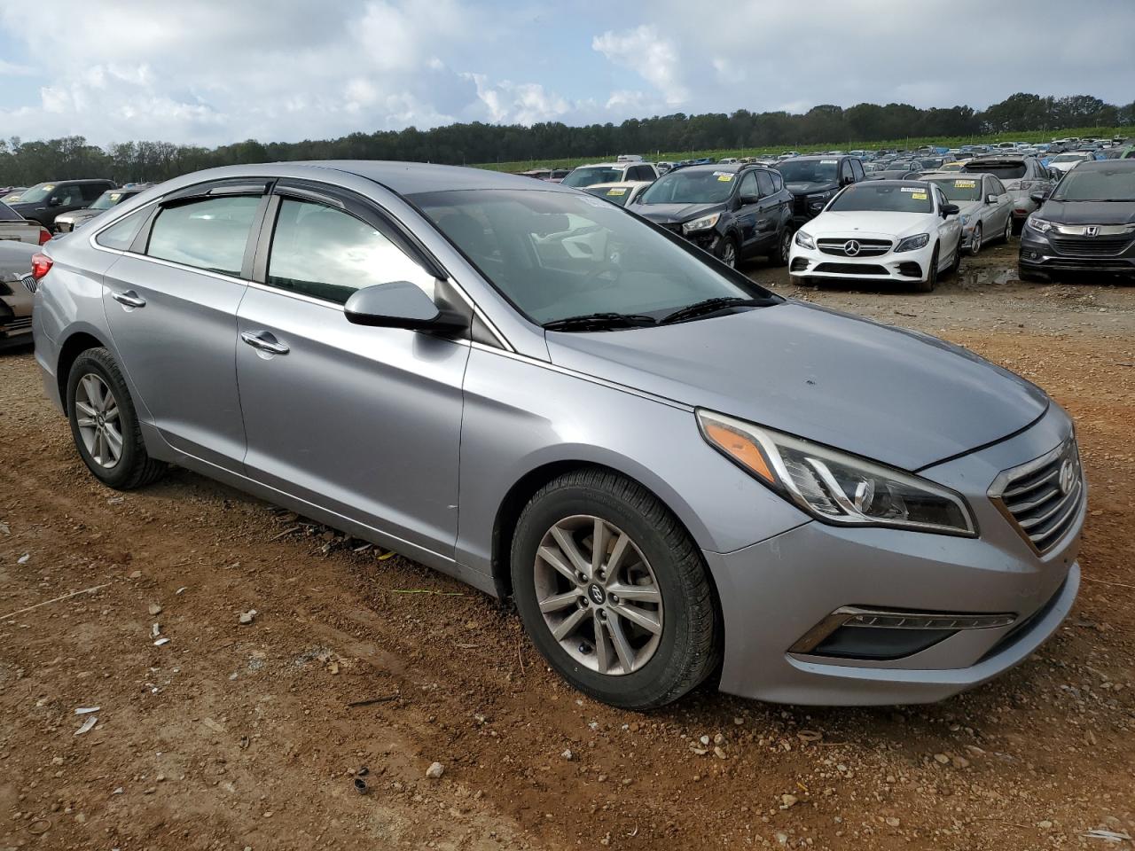 2015 Hyundai Sonata - Image 4