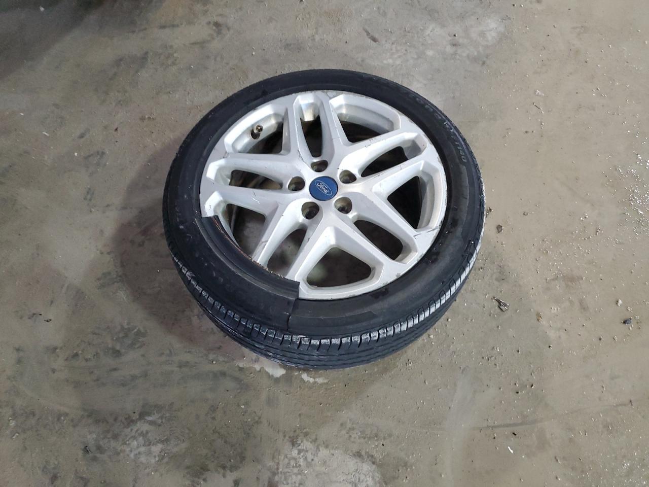 2014 Ford Fusion - Image 12