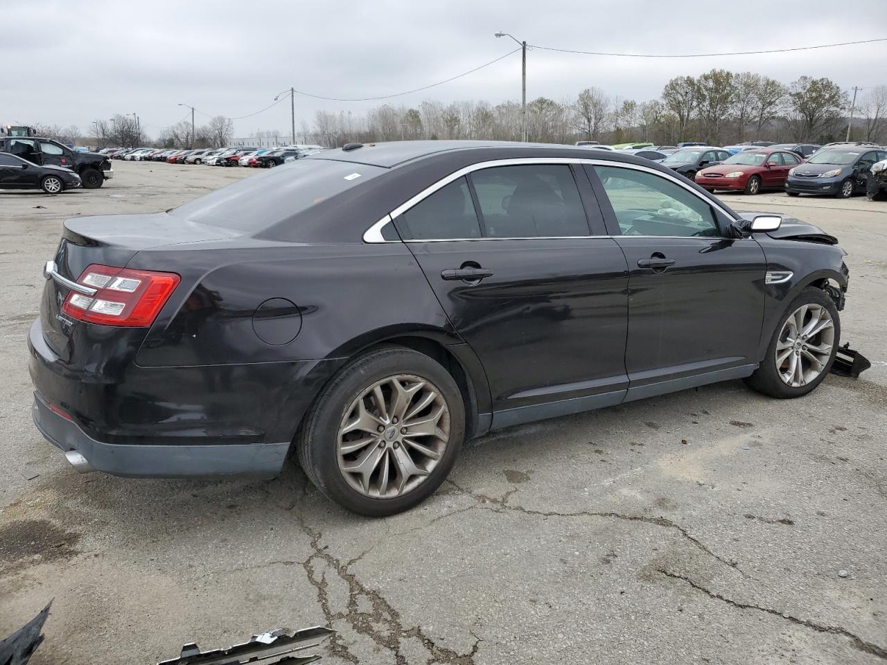 2013 Ford Taurus - Image 3