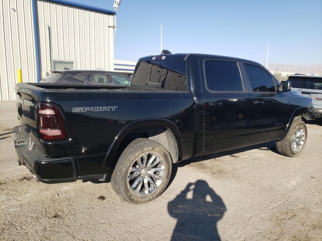 2020 RAM 1500 - Image 3