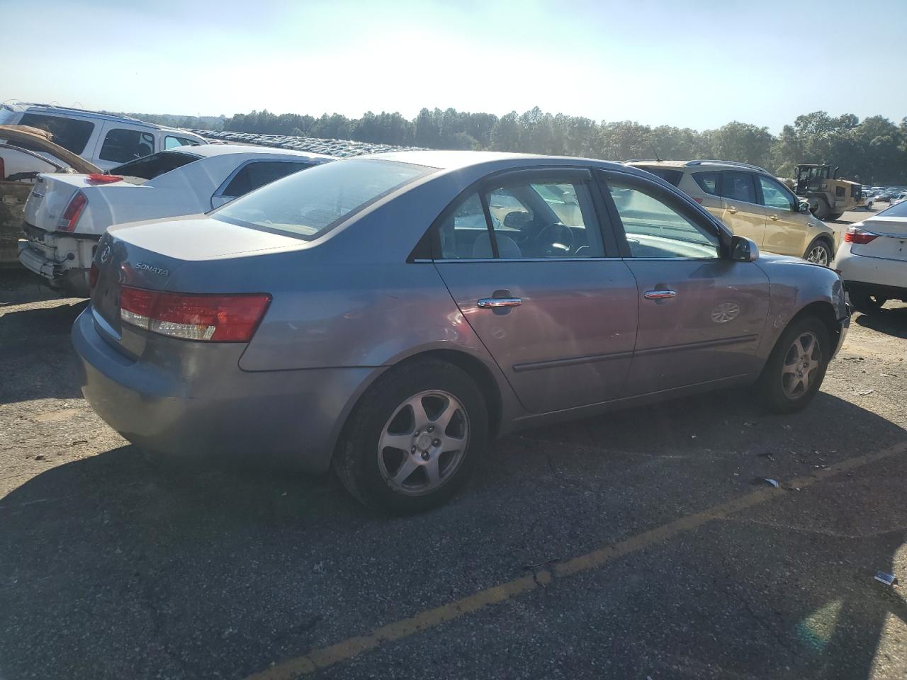 2006 Hyundai Sonata - Image 3