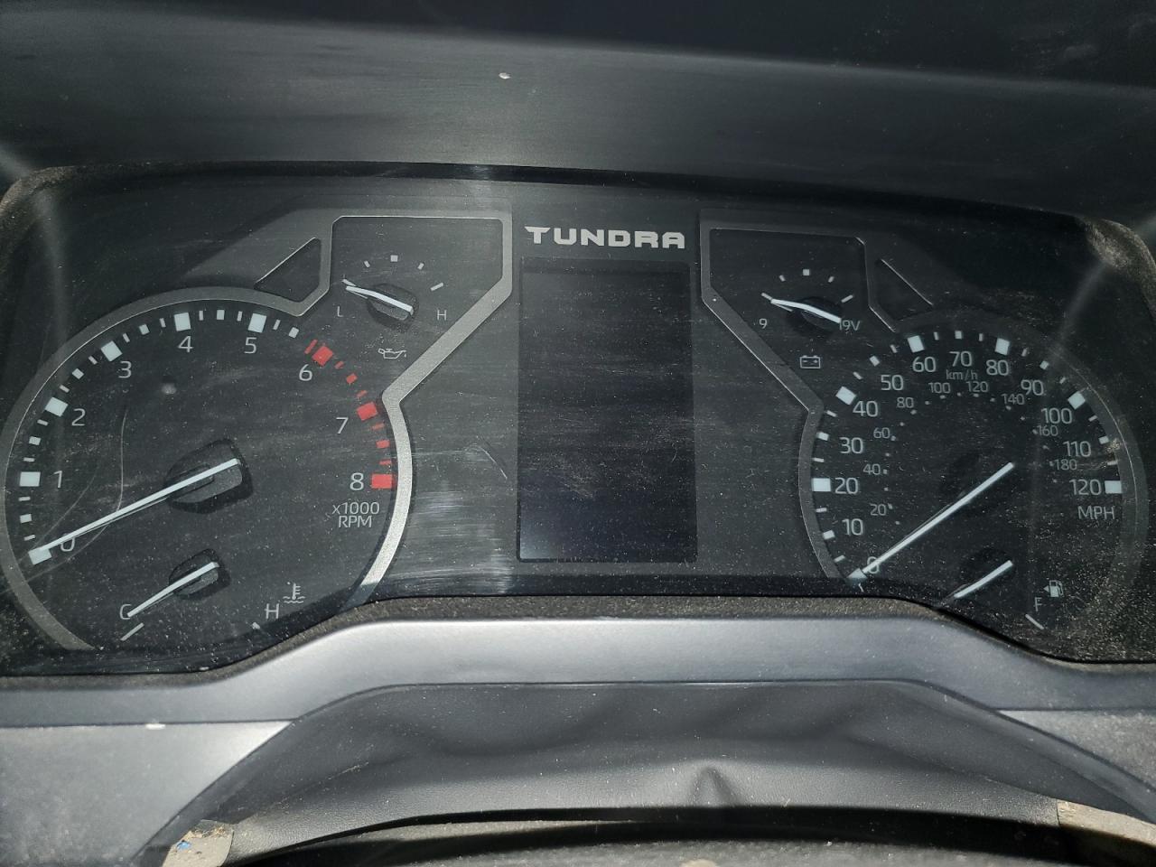 2022 Toyota Tundra - Image 9