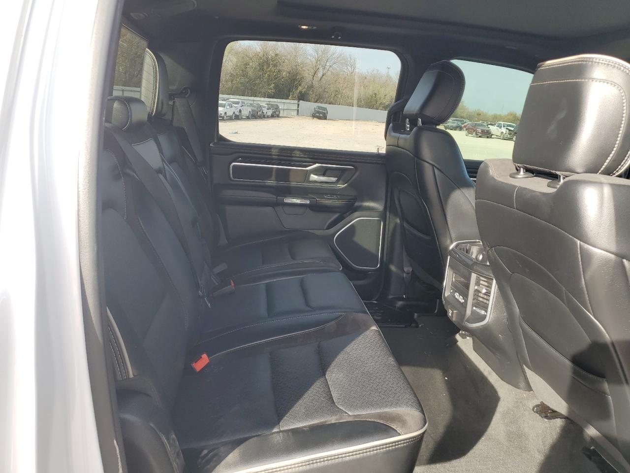 2020 RAM 1500 - Image 11